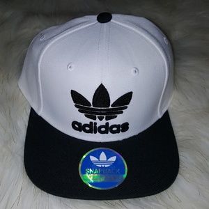 Adidas flat bill Originals snapback hat